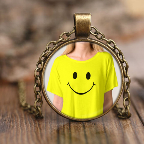 test necklace - smile shirt