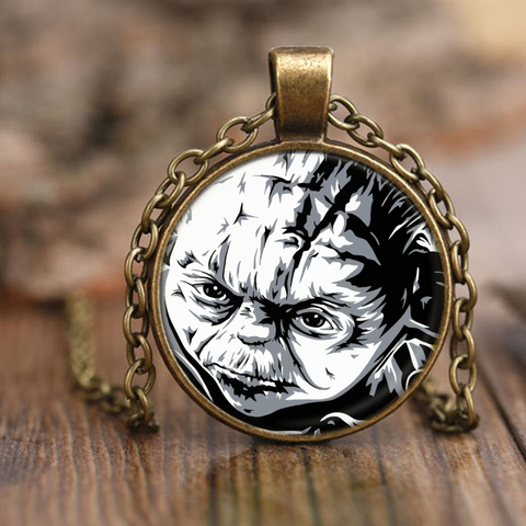 test necklace - yoda