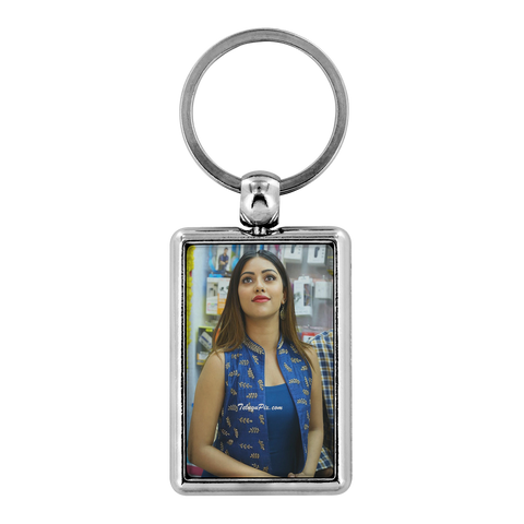 test keychain - girl, spider